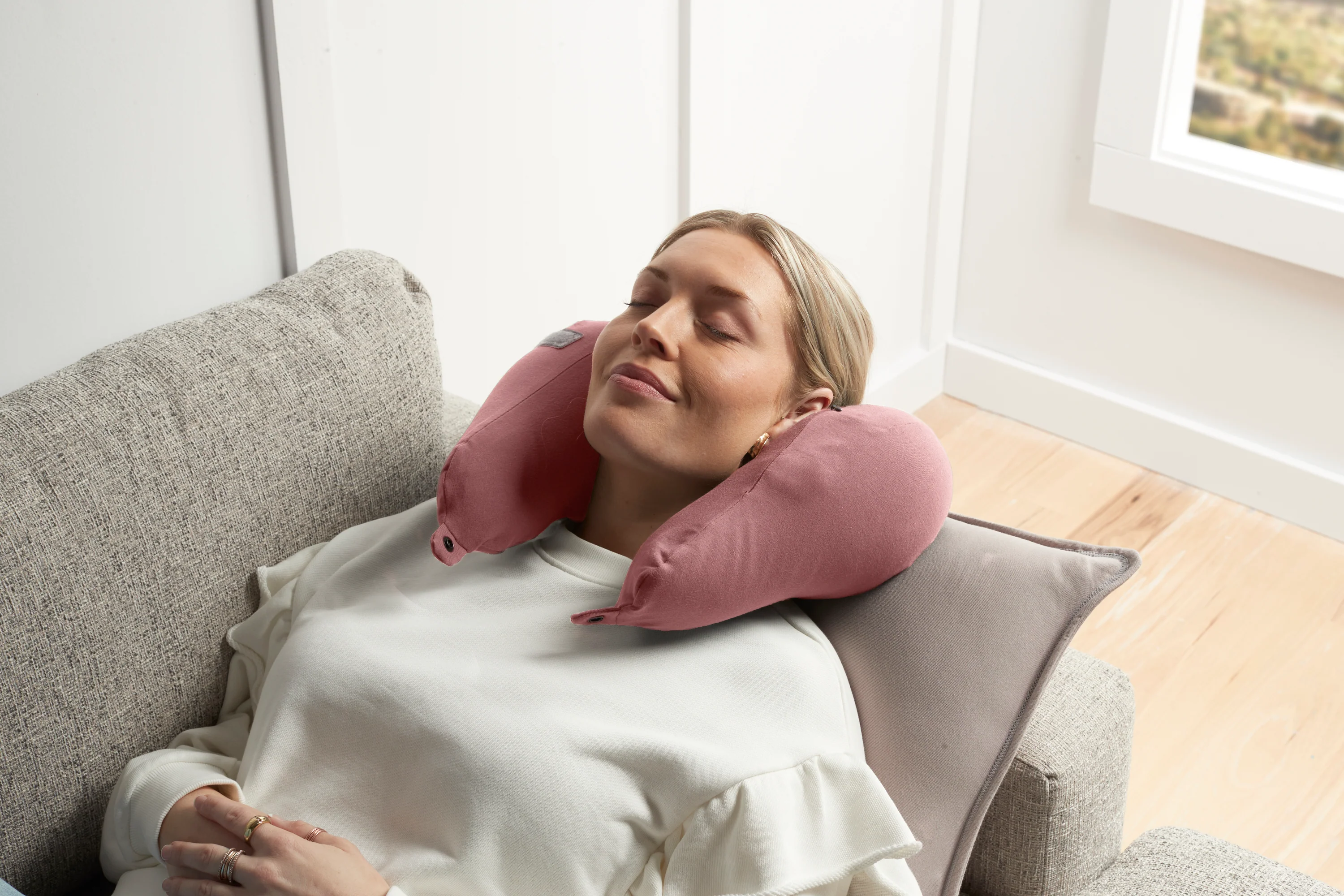 Nap X Travel Pillow - Image 10