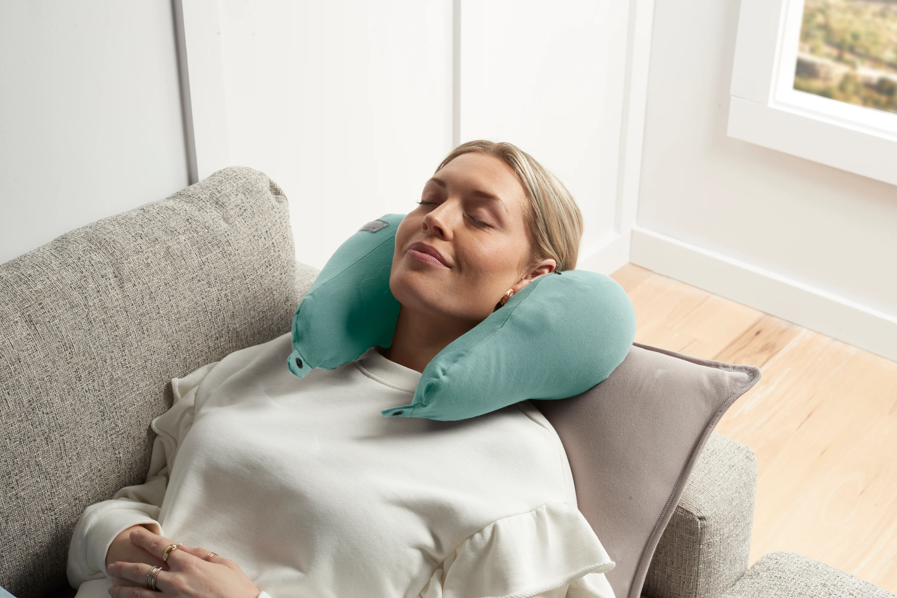 Nap X Travel Pillow - Image 9